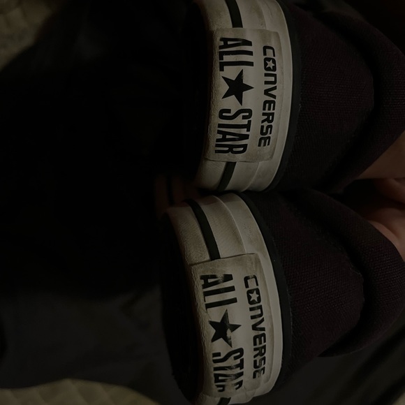 Dark purple/eggplant purple women’s converse - Picture 5 of 10